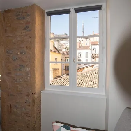 Moderne Et Cosy Au Coeur De Saint-jean Ail